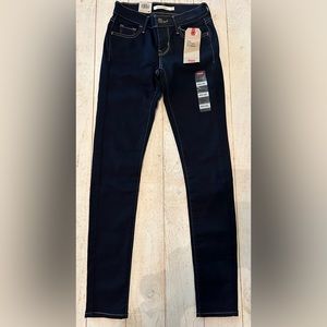 Levi’s 710 Super Skinny Jeans